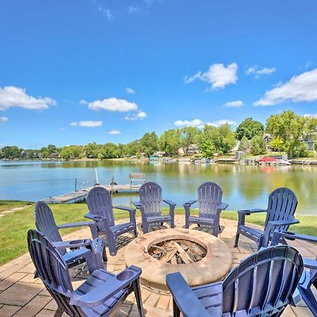 Lakefront Oasis With Boat Dock, Fire Pit, Grill Bristol Eksteriør billede