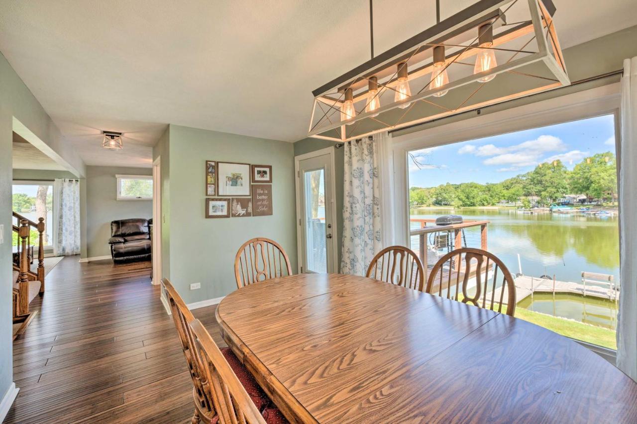 Lakefront Oasis With Boat Dock, Fire Pit, Grill Bristol Eksteriør billede